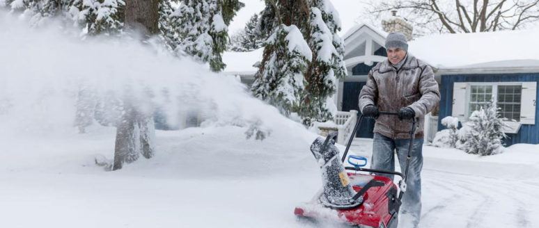 3 essential tips to buy snow blowers from snow blower clearance sale