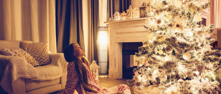 6 ways to adorn your home with decorative lights this Christmas