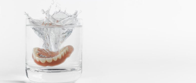 Factors to consider while choosing a denture