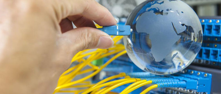 How does satellite internet work