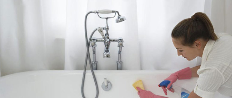 How to keep your bathroom clean and organized?