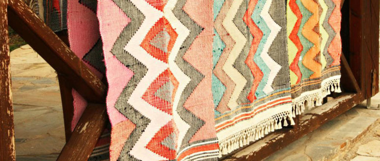 Things to keep in mind while buying patio rugs